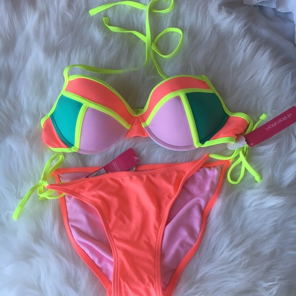 Xhilaration Other - NWT Neon Color-block Push-up Bikini